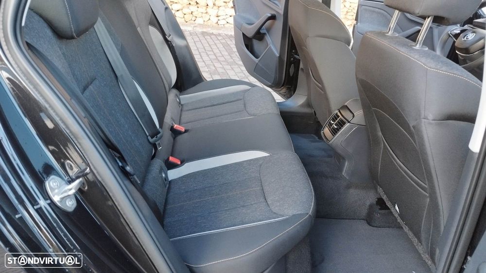 Skoda Kamiq 1.0 TSI Style DSG - 32
