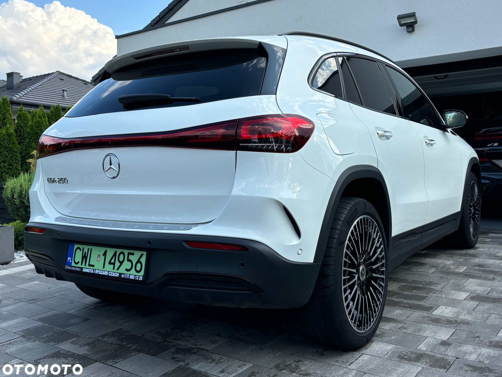 Mercedes-Benz EQA - 26