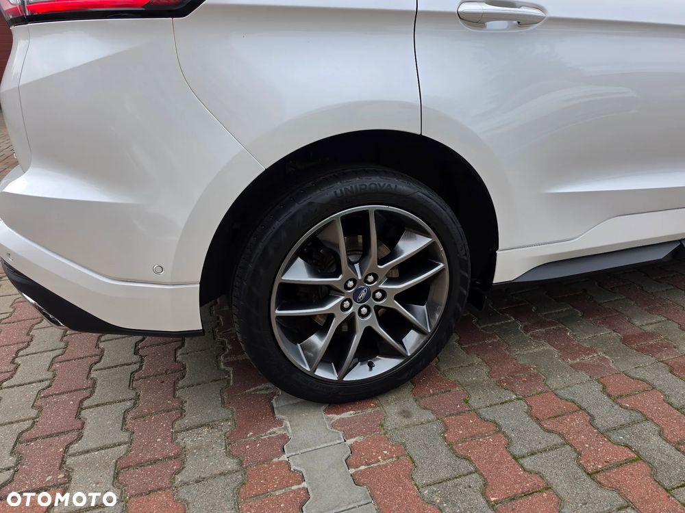 Ford Edge 2016