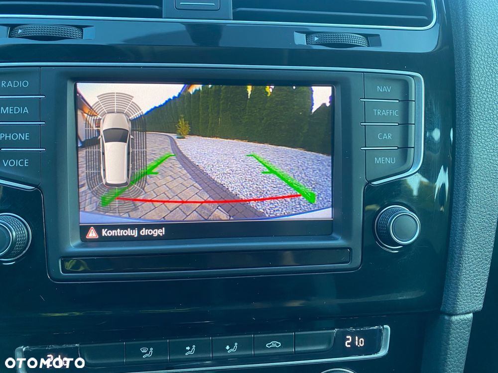 Volkswagen Golf VII 1.6 TDI BlueMotion Trendline - 21