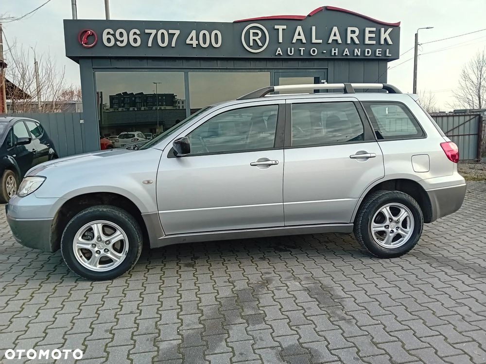 Mitsubishi Outlander - 4