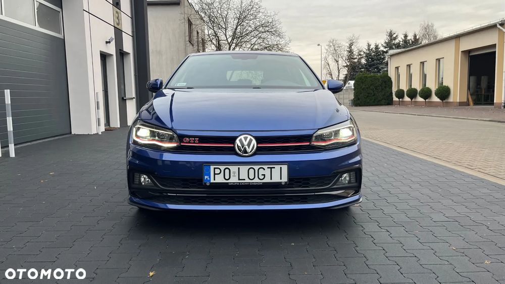 Volkswagen Polo - 5