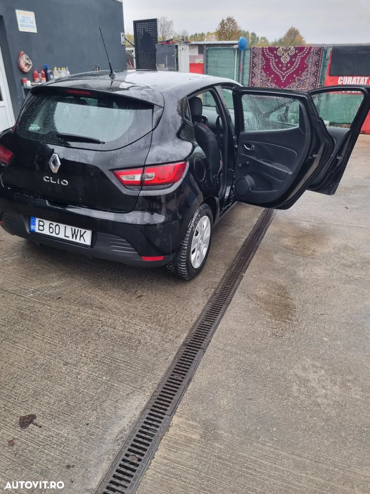 Renault Clio Estate 1.2 Zen - 3