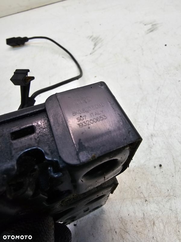 ZAMEK MASKI RYGIEL AUDI A4 B8 A5 Q5 8K0823509D - 5