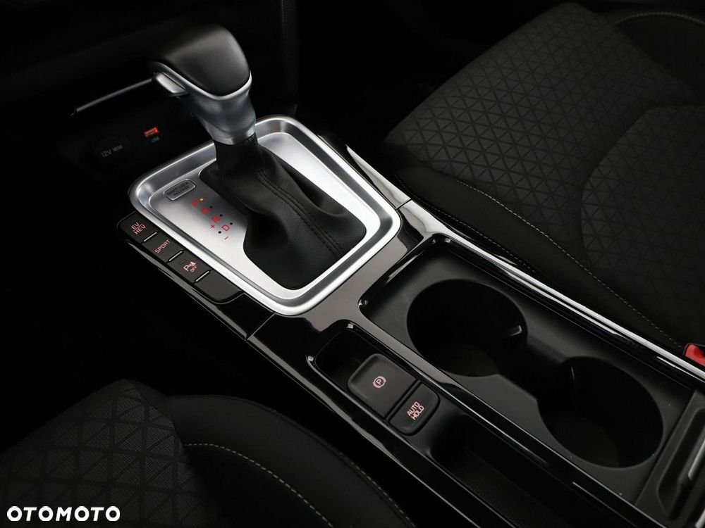 Kia Ceed 1.6 GDI DCT OPF Vision - 31