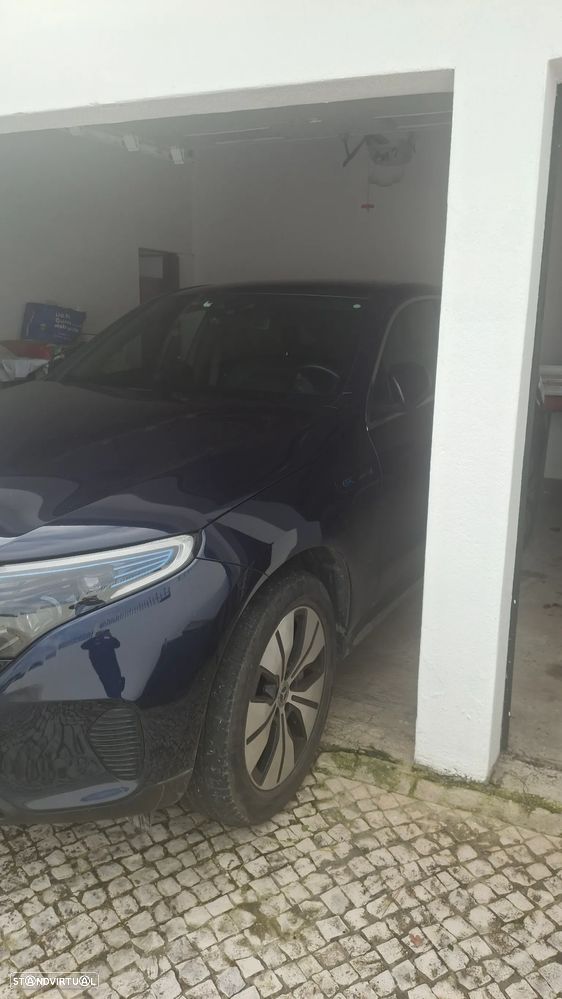 Mercedes-Benz EQC 400 4Matic - 9