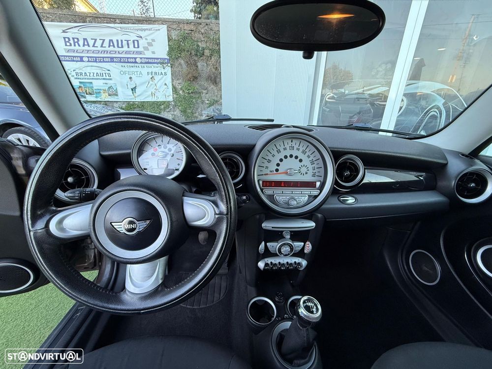 MINI Clubman - 16