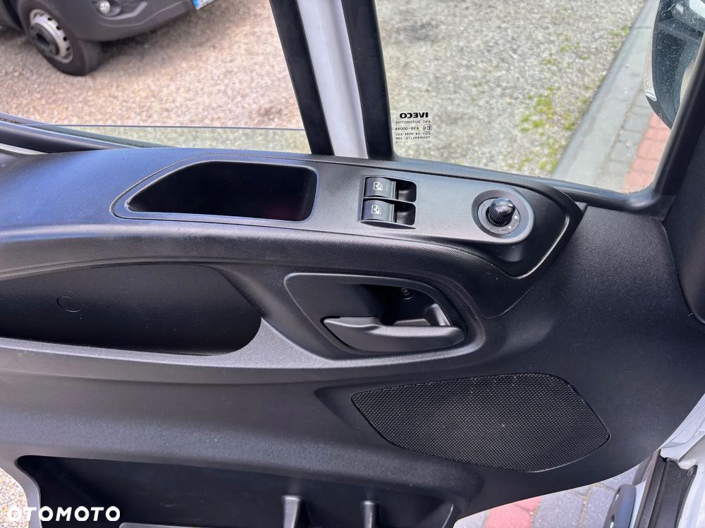 Iveco 50C15,,50C17,,50C18,,35C15,,35C17,,35C18,,35C13 - 10