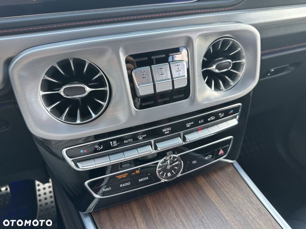 Mercedes-Benz Klasa G AMG 63 mHEV 9G-TCT - 23