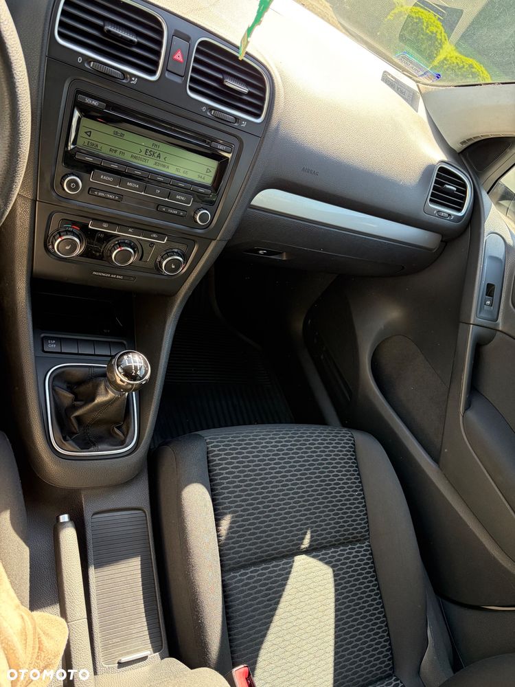 Volkswagen Golf 2.0 TDI DPF Comfortline - 16