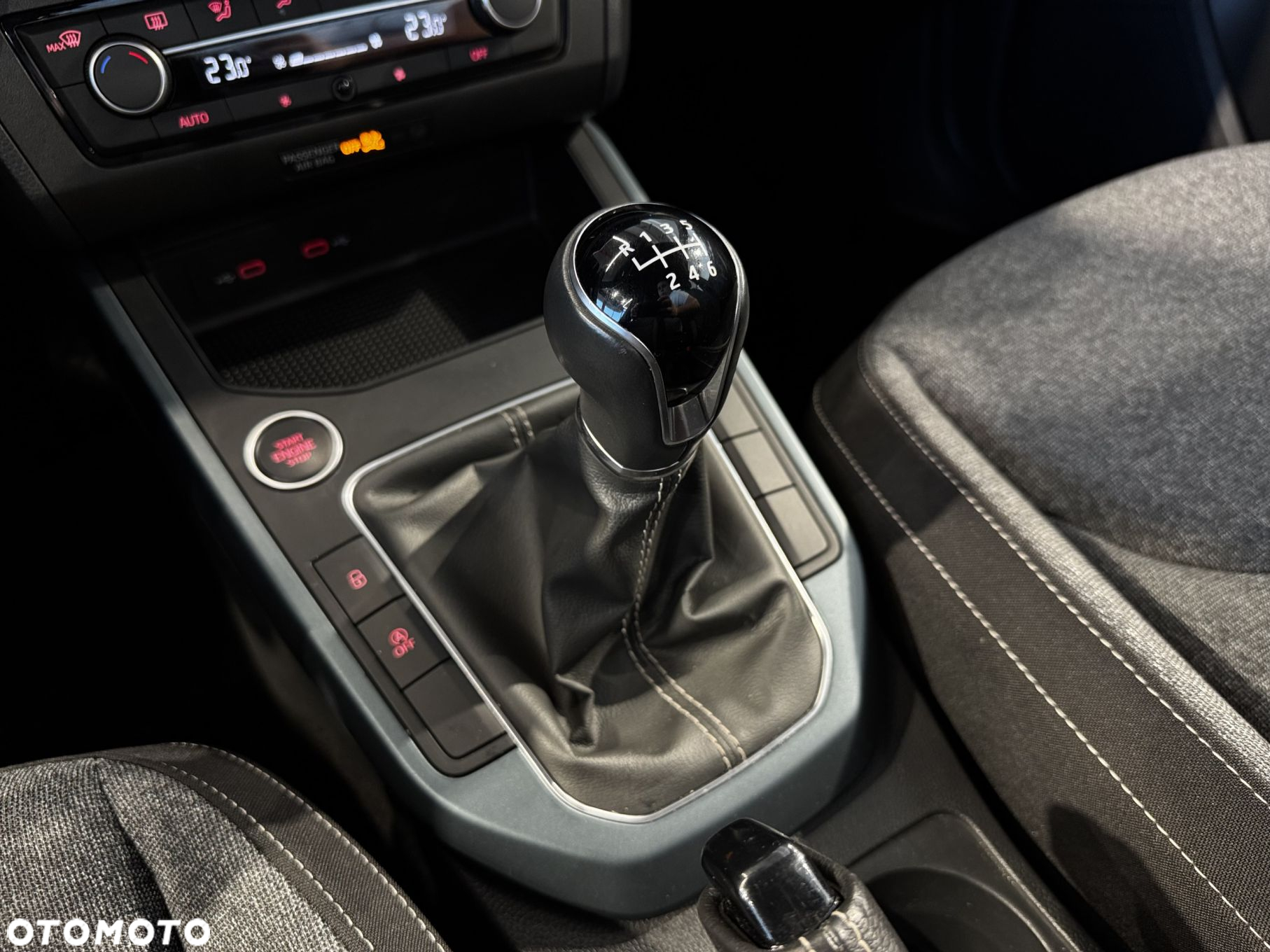 Seat Arona - 25