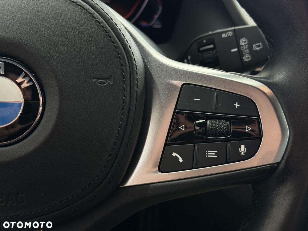 BMW Seria 1 118i M Sport - 24