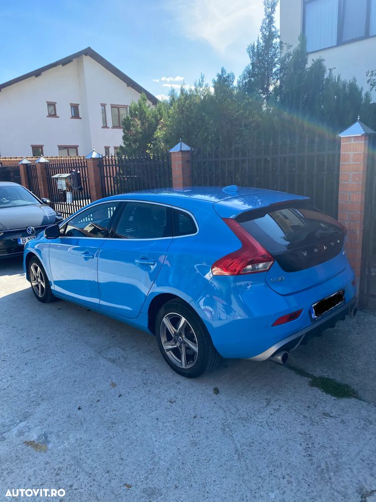 Volvo V40 D4 VEA R-Design - 8