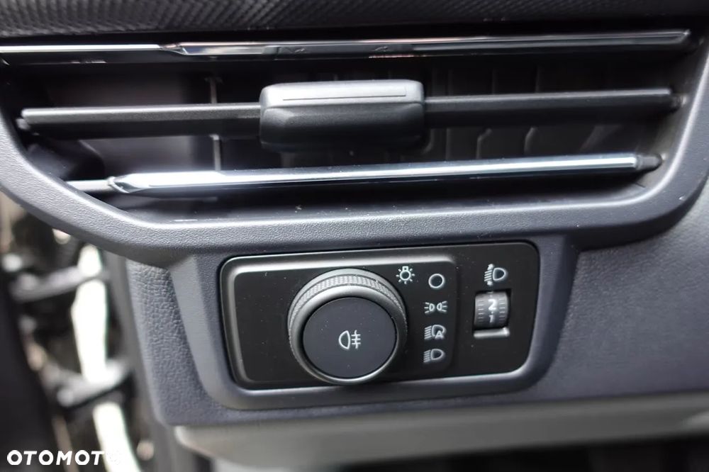 Ford TRANSIT CUSTOM 2.0 EcoBlue 170KM A8 VAN TREND 320 L2 - 11