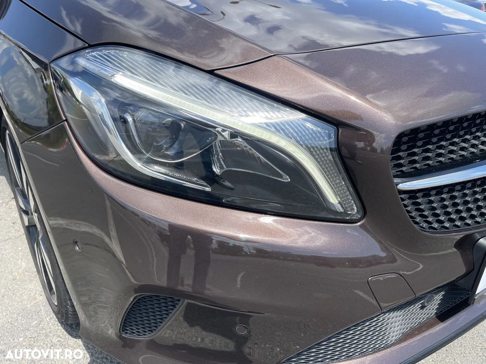 Mercedes-Benz A 180 d 7G-DCT Urban - 31