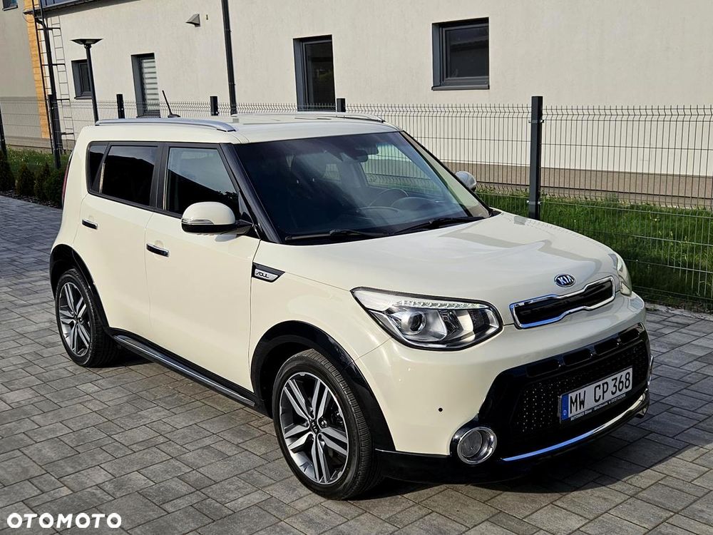 Kia Soul 1.6 CRDI Dream Team Edition - 14