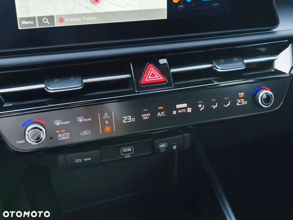Kia Niro 1.6 GDI Hybrid Business Line - 16