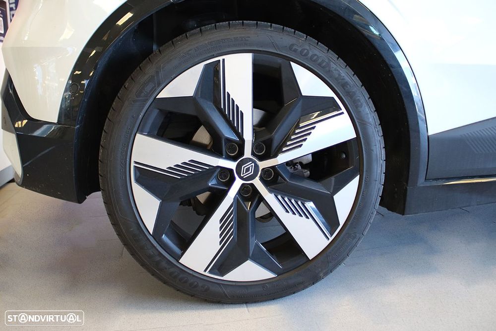 Renault Mégane E-Tech EV60 Iconic Autonomia Conforto - 4