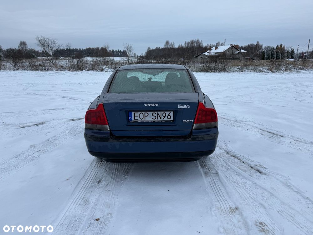 Volvo S60 D5 Comfort - 4