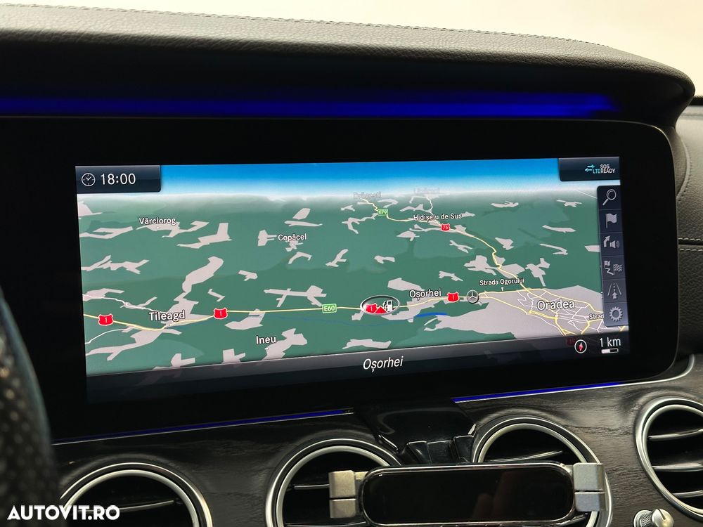 Mercedes-Benz E 300 de 9G-TRONIC AMG Line - 14