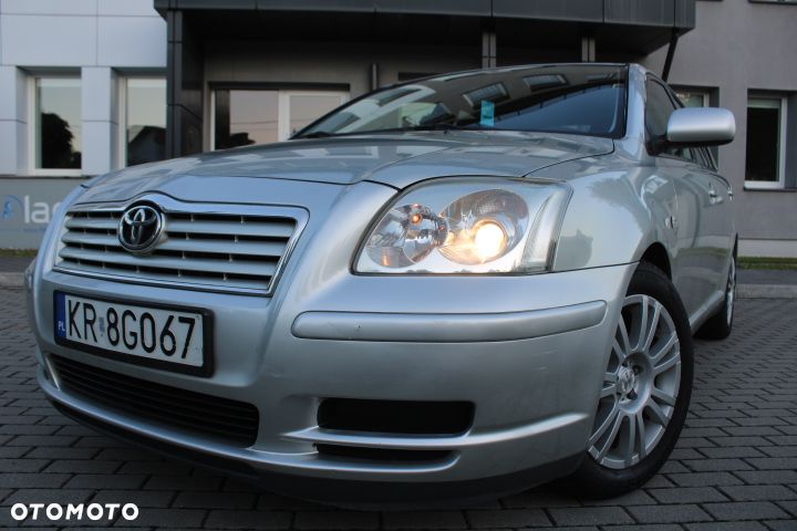 Toyota Avensis 1.8 VVT-i Luna - 1