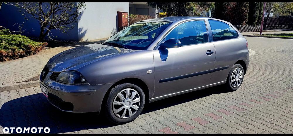 Seat Ibiza 1.4 16V Signo - 2