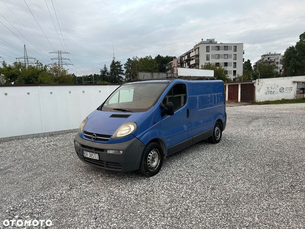Opel Vivaro - 1