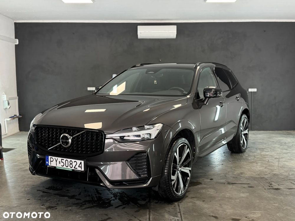 Volvo XC 60 B5 D AWD Plus Dark - 1