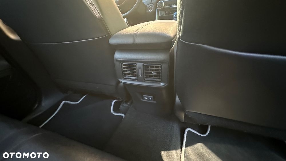Toyota RAV4 - 11