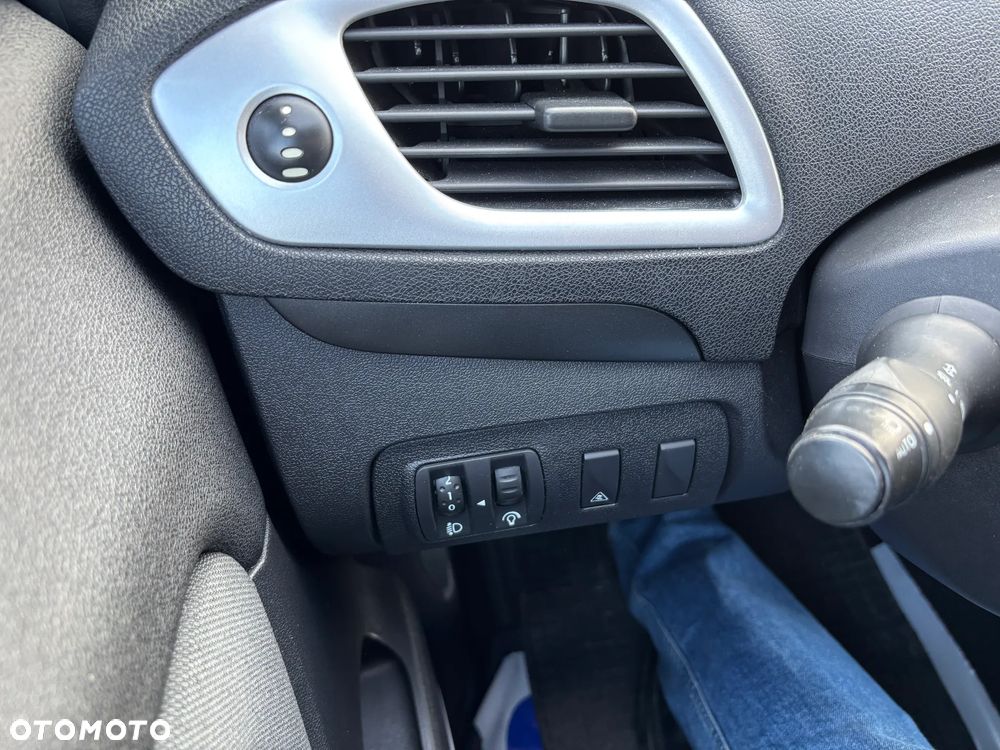 Renault Scenic Energy dCi 110 Start & Stop Dynamique - 27