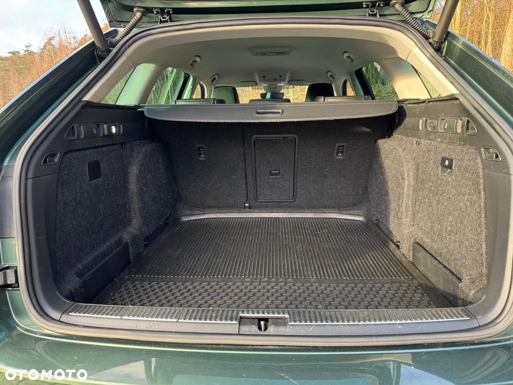 Skoda Superb 2.0 TDI L&K DSG - 14