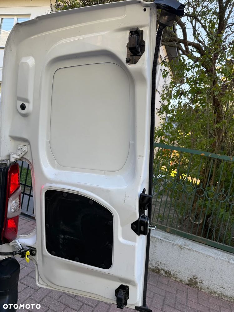 Citroën BERLINGO - 26