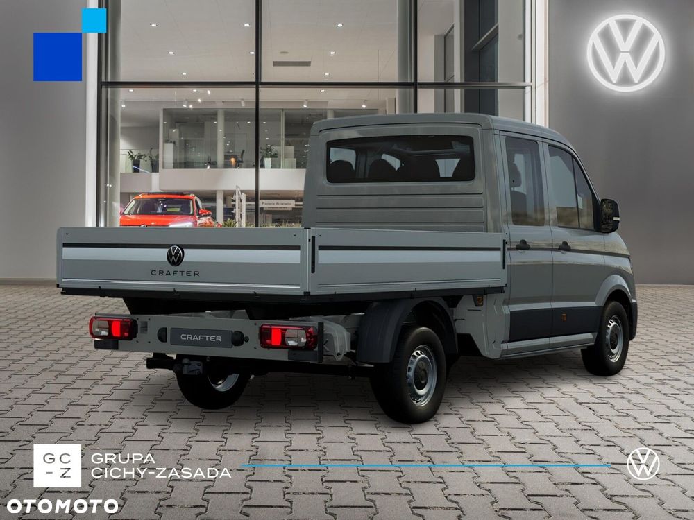 Volkswagen Crafter 35 Skrzyniowy z podwójną kabiną silnik: 2,0 l EU6 SCR 140 KM / skrzynia biegów: Przedni napęd manualna 6-biegowa rozstaw osi: 3640 mm - 5