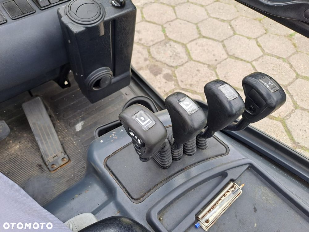 Jungheinrich DFG320 - 11