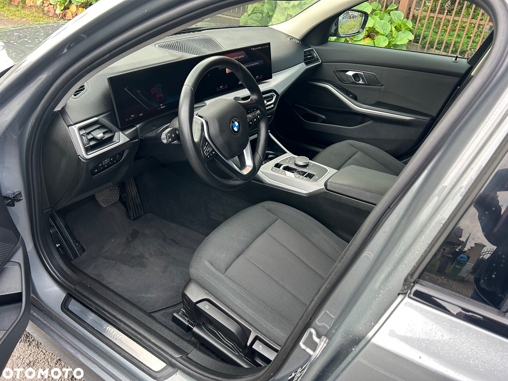 BMW Seria 3 318i Sport Line - 11
