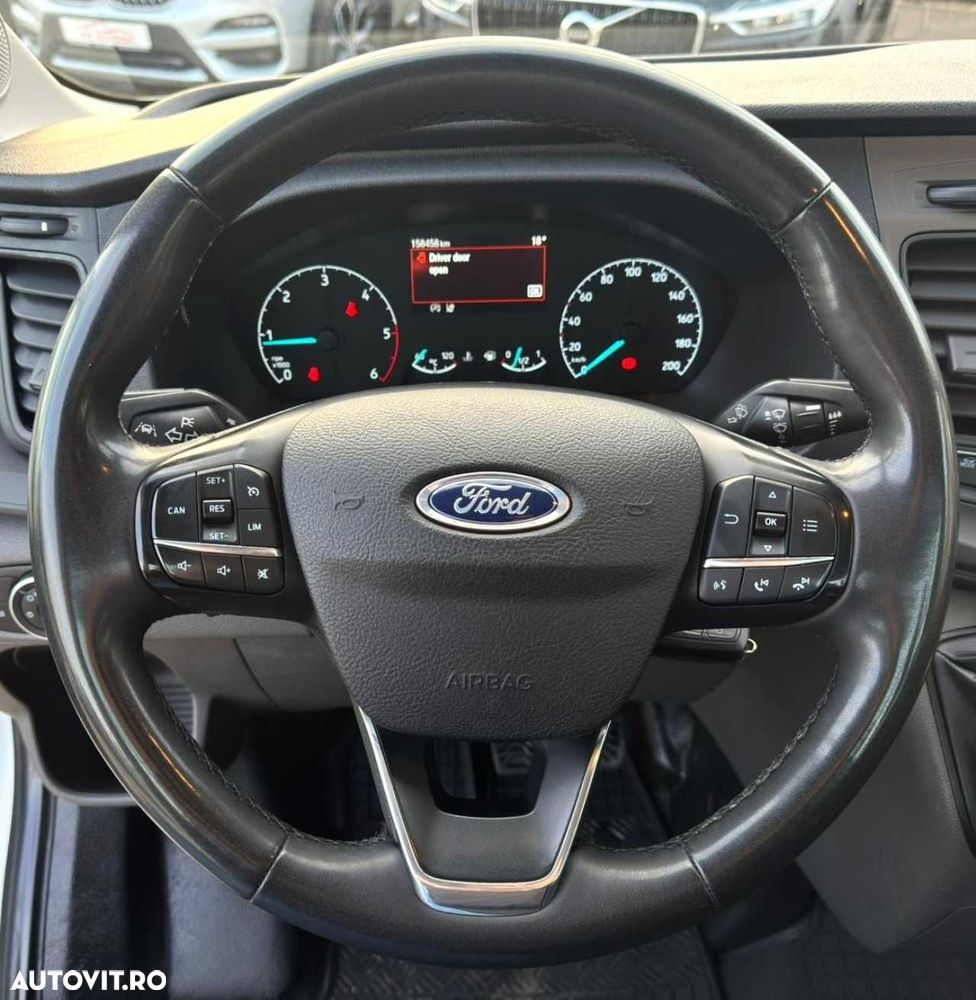 Ford Transit - 18