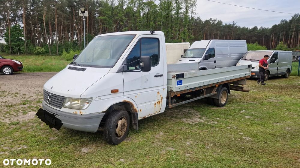 Mercedes-Benz Sprinter 412 - 1