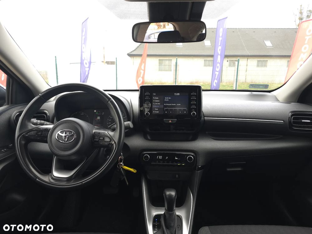 Toyota Yaris - 31