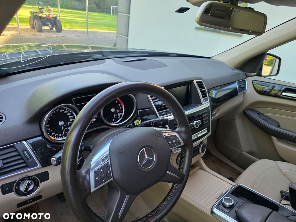 Mercedes-Benz ML 350 BlueTEC 4MATIC 7G-TRONIC - 3