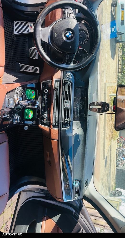 BMW Seria 5 520d - 5