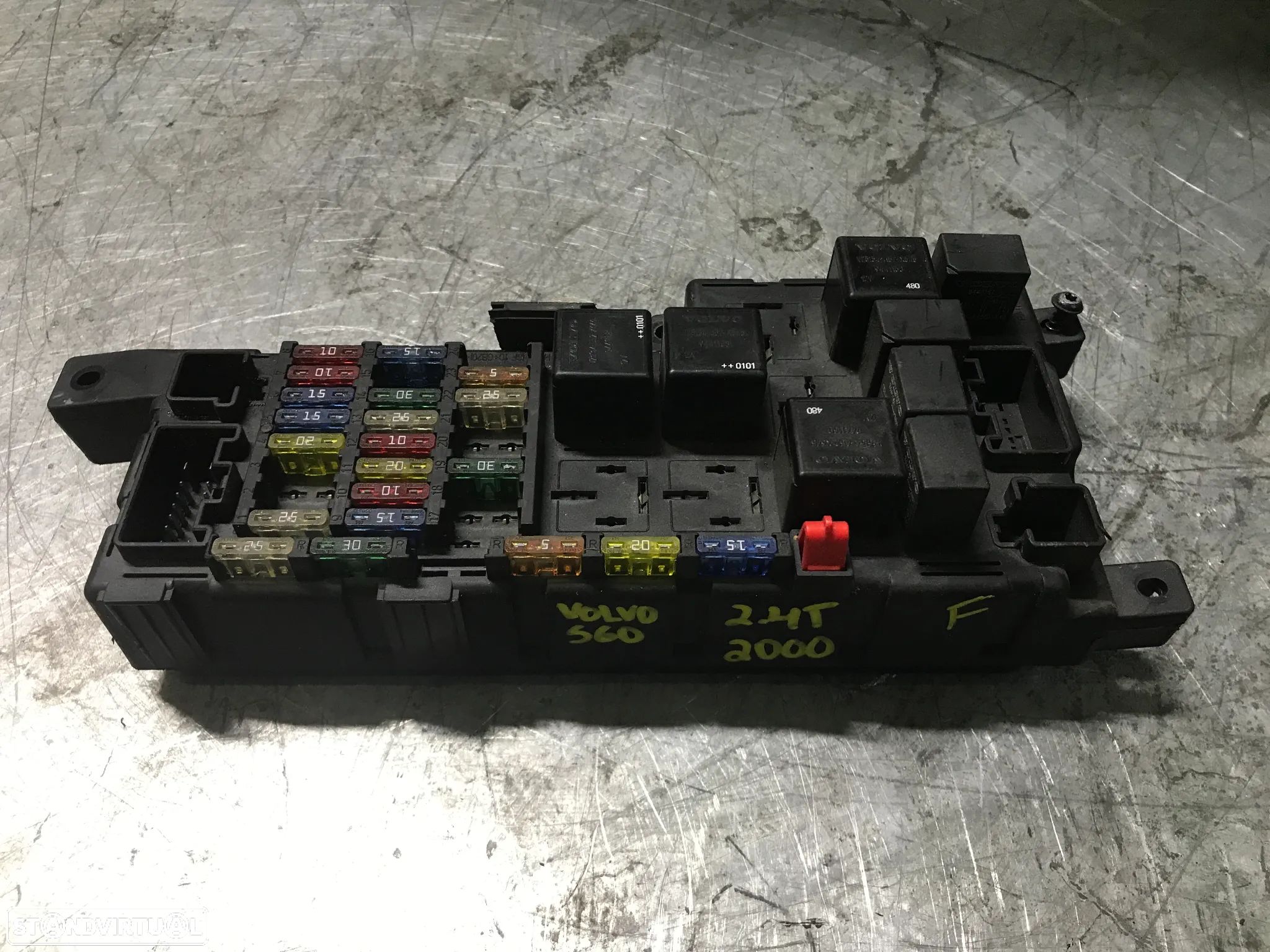 CAIXA DOS FUSIVEIS VOLVO S60 S80 REF. 518322110 - 1