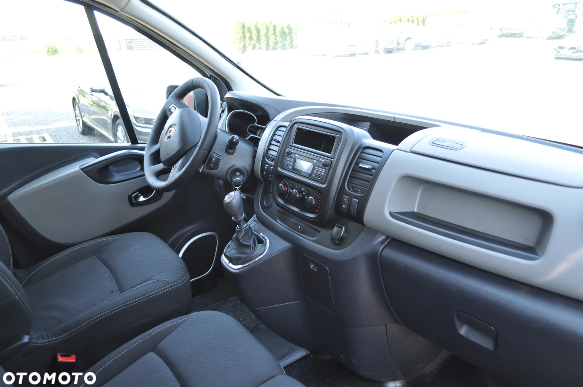 Renault Trafic Long L2H2 Wysoki Klima Bagażnik Drabinka - 7