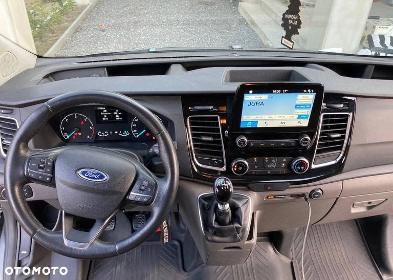 Ford Transit Custom 270 L1H1 Limited - 15