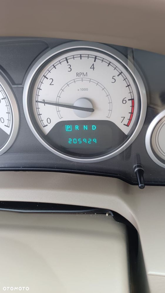 Chrysler Town & Country 4.0 Limited - 11