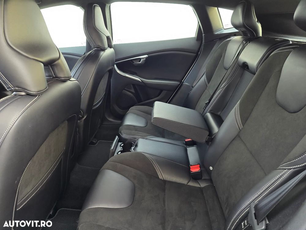 Volvo V40 D3 RDesign - 11
