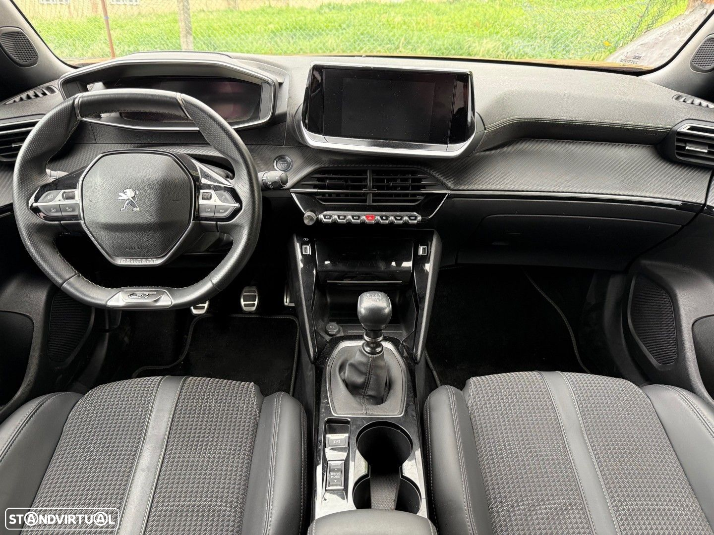Peugeot 2008 1.2 PureTech GT - 7