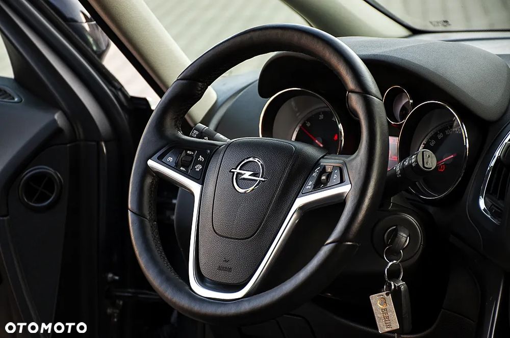 Opel Zafira 2.0 D (CDTI ecoFLEX) Start/Stop Innovation - 26