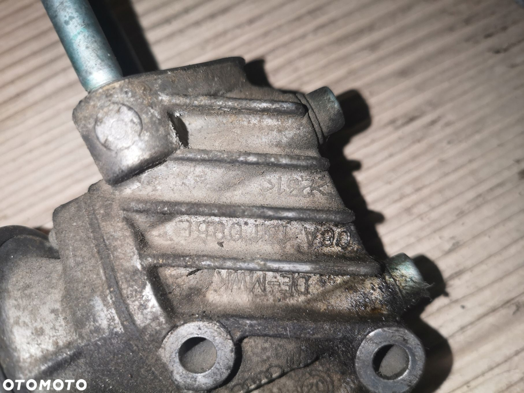 ZAWÓR EGR AUDI VW SEAT 1.6 1.8 06A131085E - 3