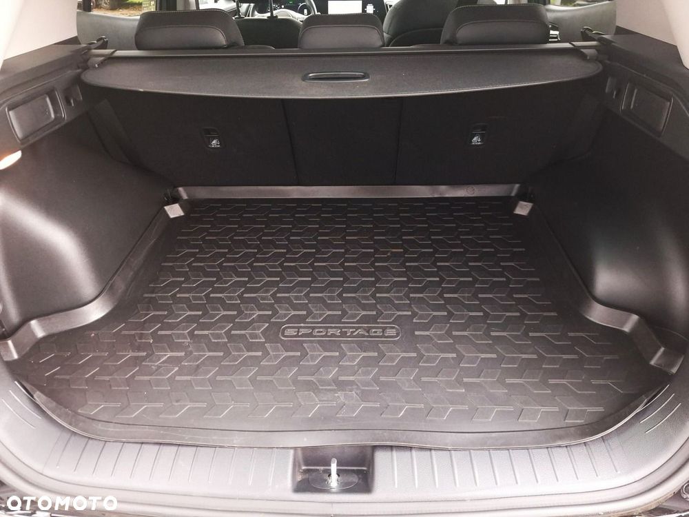 Kia Sportage 1.6 T-GDI Business Line 2WD - 26