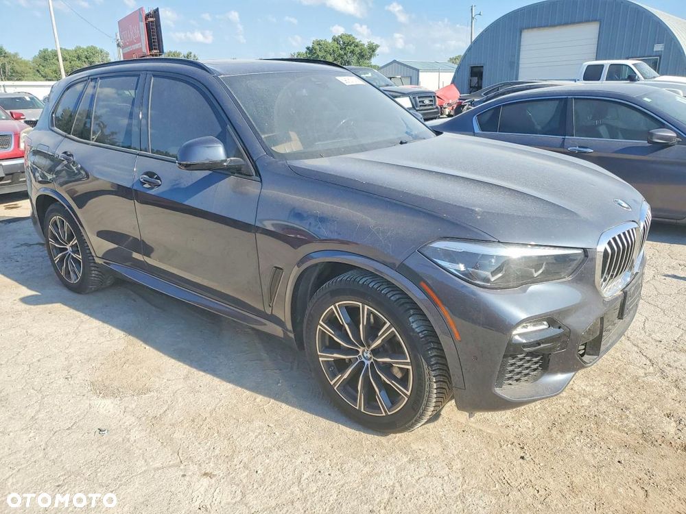 BMW X5 xDrive40i - 4